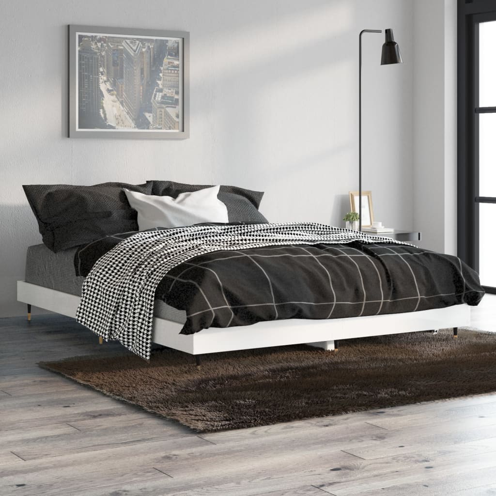 Sengeramme høyglans hvit 135x190 cm konstruert tre