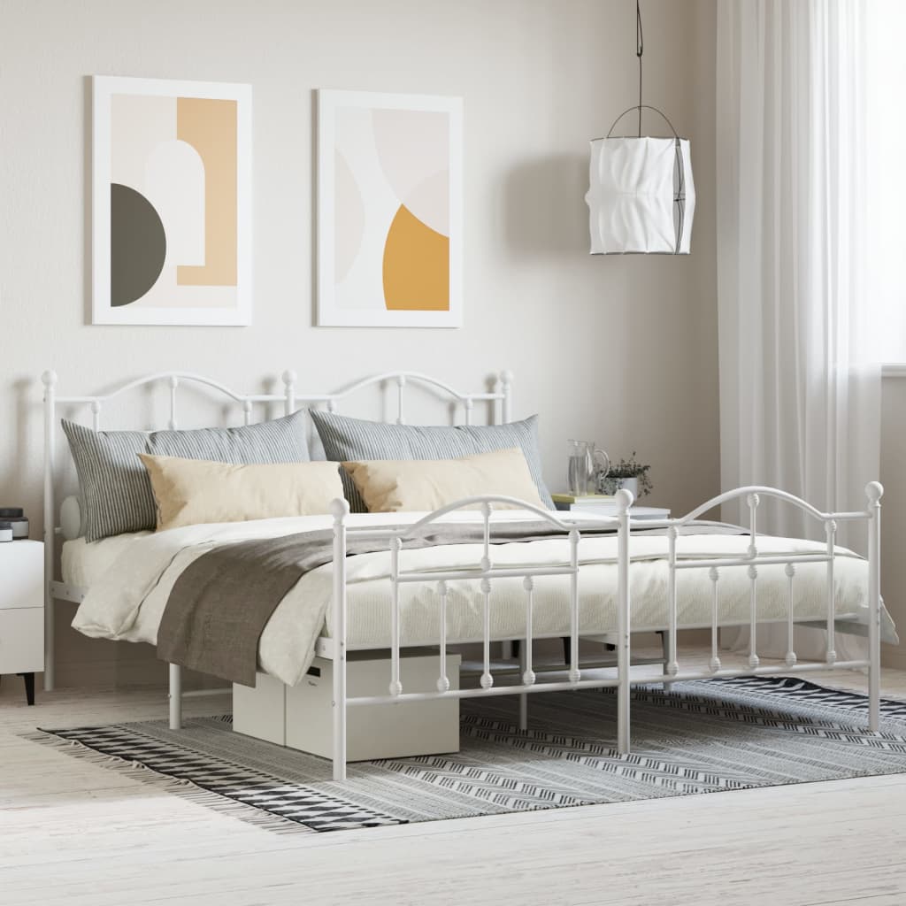 Sengeramme i metall med hode- og fotgavl hvit 180x200 cm