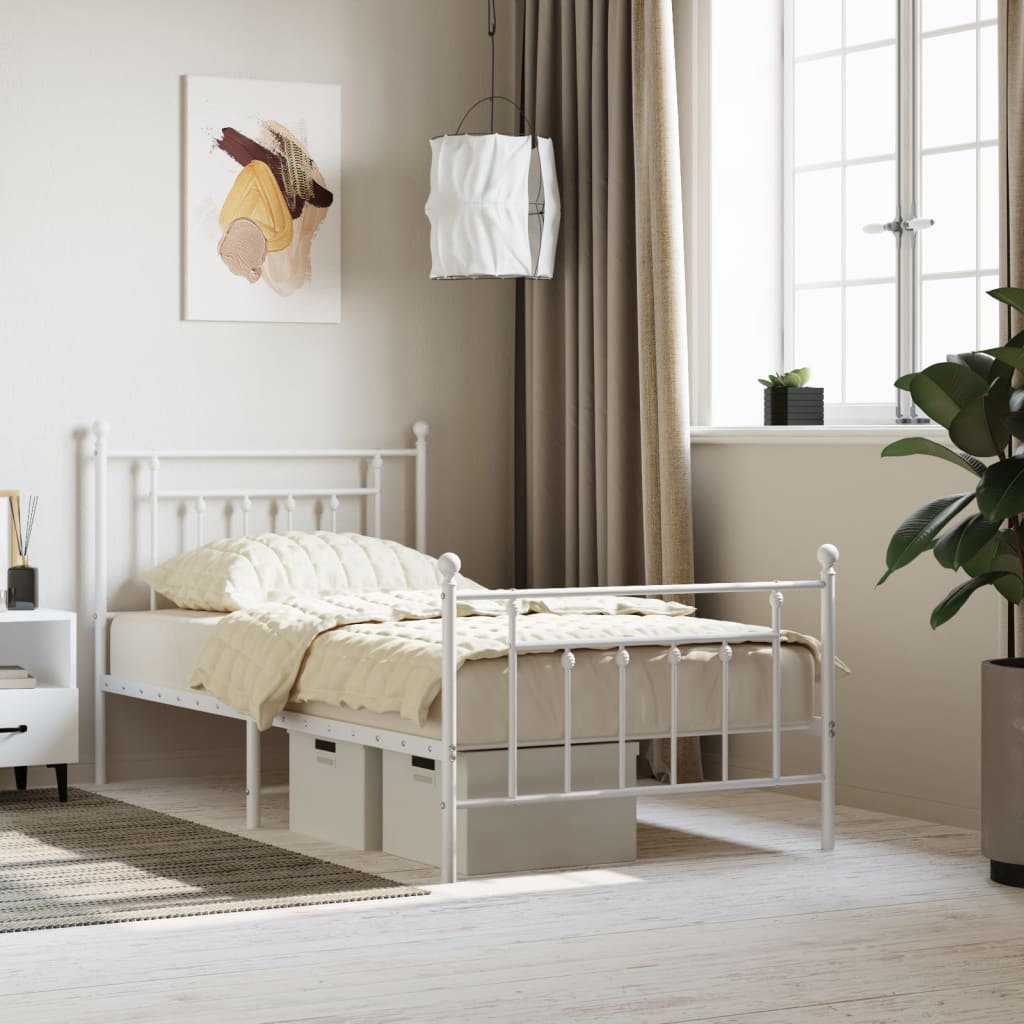 Sengeramme i metall med hode- og fotgavl hvit 100x190 cm