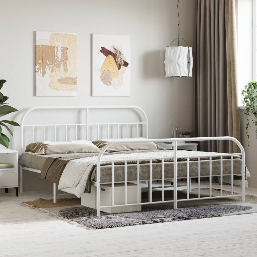 Sengeramme i metall med hode- og fotgavl hvit 183x213 cm