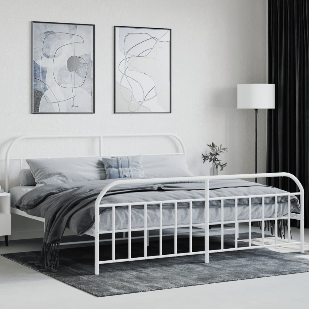 Sengeramme i metall med hode- og fotgavl hvit 200x200 cm