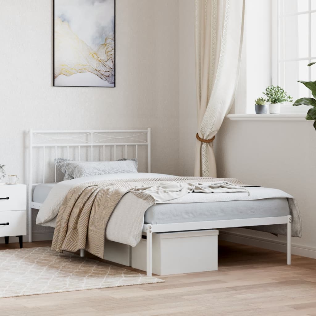 Sengeramme i metall med hodegavl hvit 107x203 cm