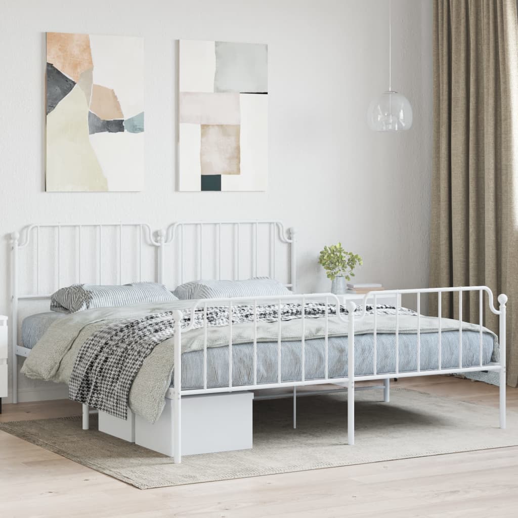 Sengeramme i metall med hode- og fotgavl hvit 183x213 cm