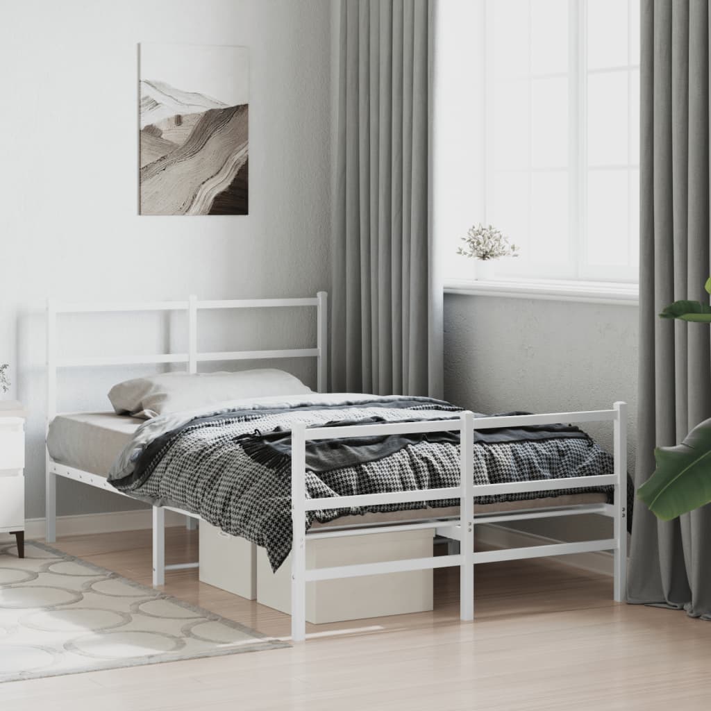 Sengeramme i metall med hode- og fotgavl hvit 120x190 cm
