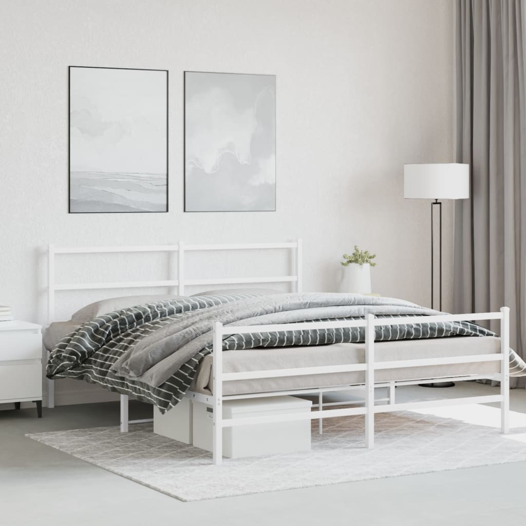 Sengeramme i metall med hode- og fotgavl hvit 150x200 cm