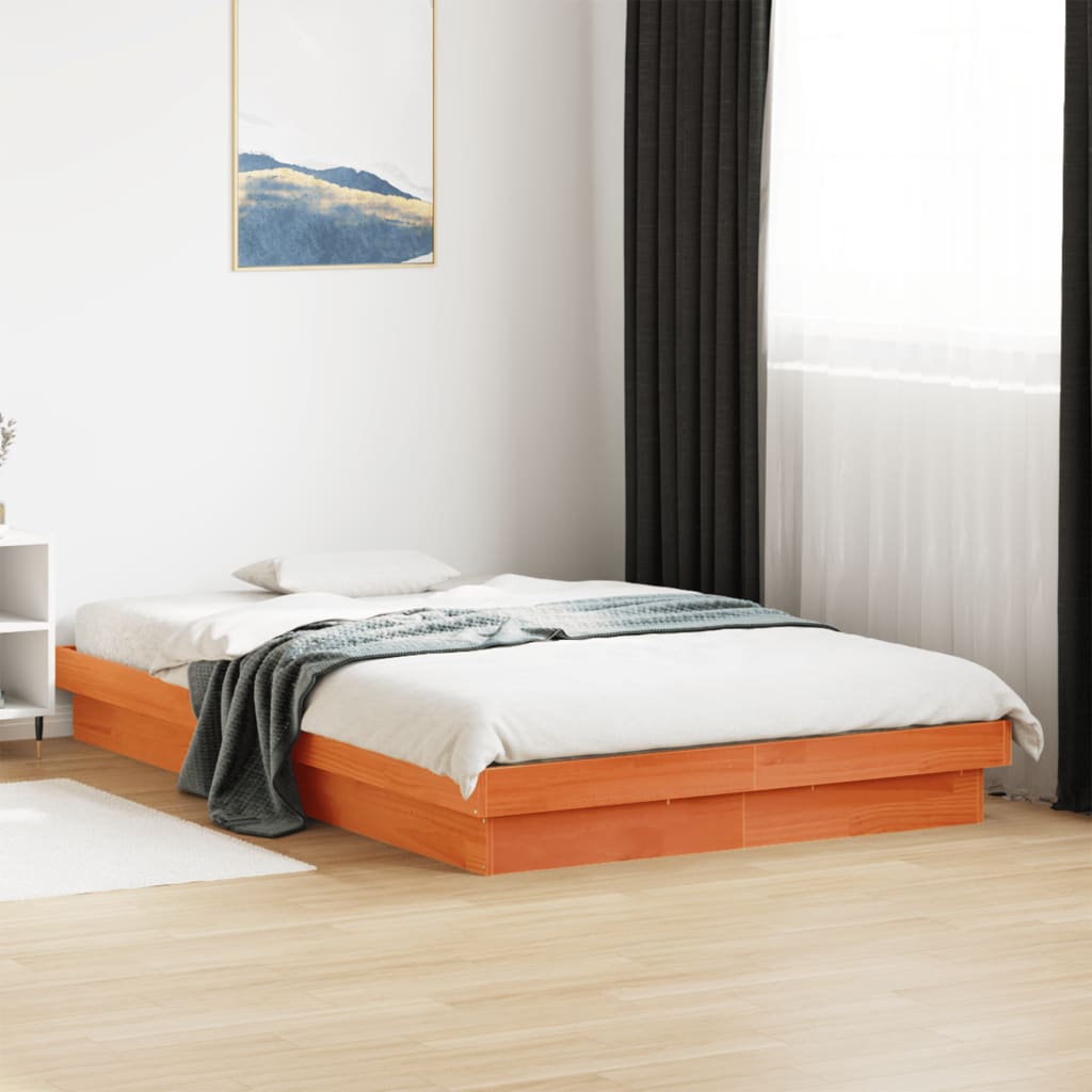 LED-sengeramme voksbrun 140x200 cm heltre furu